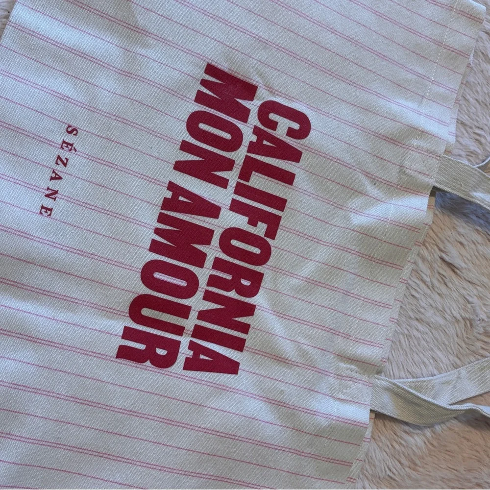 Sezane White and Red Tote Bag - Picture 3 of 3